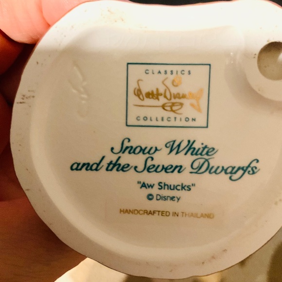 VTG Walt Disney Classics Collection Bashful “Aw Shucks” Snow White & 7 Dwarfs - Picture 3 of 10